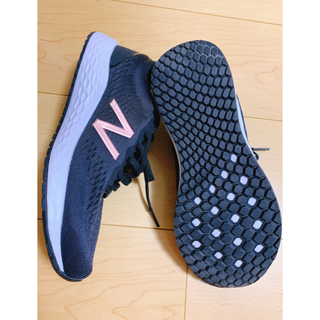 New Balance(ニューバランス)のニューバランス NB 23.5cm 黒系 ピンク レディースの靴/シューズ(スニーカー)の商品写真
