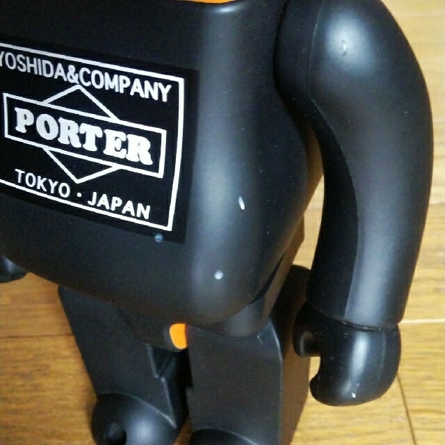 PORTER(ポーター)のバカボンのパパおまけつき[中古品]ベアブリック　400%　ポーター エンタメ/ホビーのフィギュア(その他)の商品写真