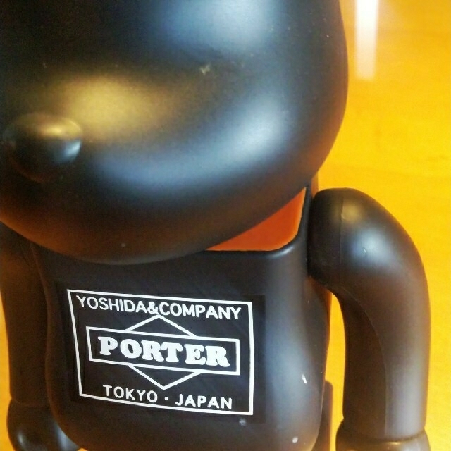 PORTER(ポーター)のバカボンのパパおまけつき[中古品]ベアブリック　400%　ポーター エンタメ/ホビーのフィギュア(その他)の商品写真