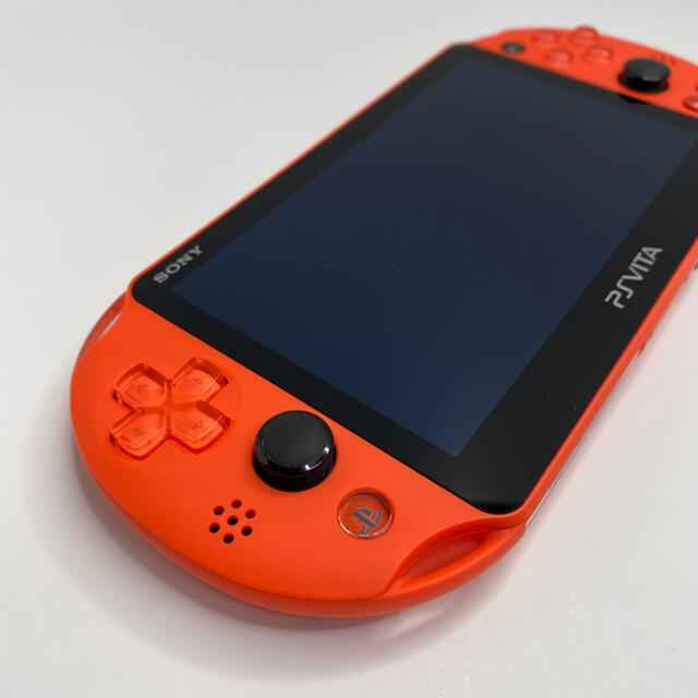 SONY psvita 本体 PCH-2000 ZA24 ネオンオレンジ 1