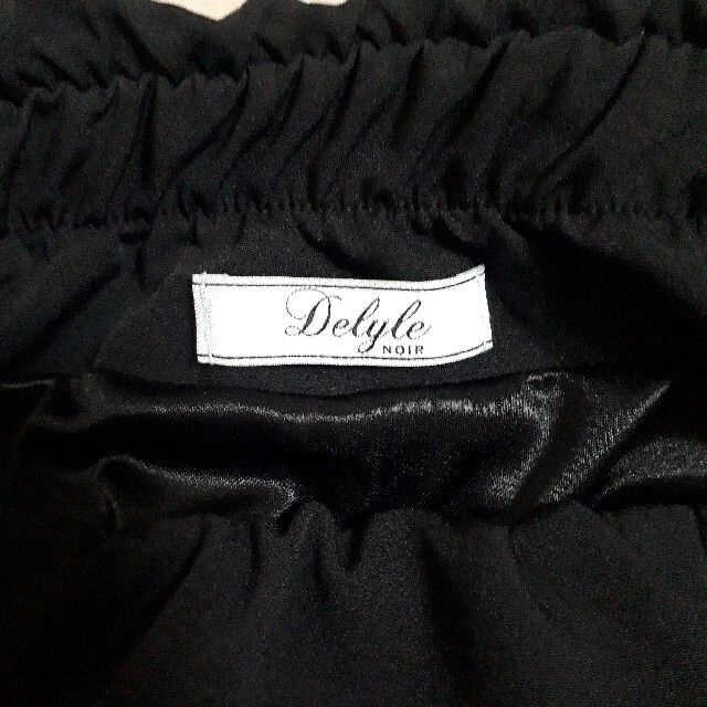 Delyle NOIR(デイライルノアール)のDelyle NOIR マーメイドスカート レディースのスカート(ロングスカート)の商品写真