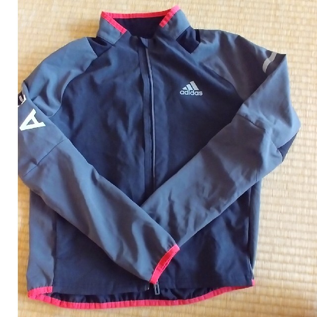 adidas(アディダス)のアディダス 秋ジャージ140cm キッズ/ベビー/マタニティのキッズ服男の子用(90cm~)(その他)の商品写真