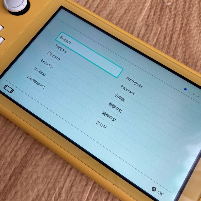 Nintendo Switch(ニンテンドースイッチ)のNintendo Switch Lite イエロー エンタメ/ホビーのゲームソフト/ゲーム機本体(家庭用ゲーム機本体)の商品写真