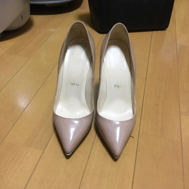 Christian Louboutin(クリスチャンルブタン)のお買い得👠ルブタン定番パンプス レディースの靴/シューズ(ハイヒール/パンプス)の商品写真