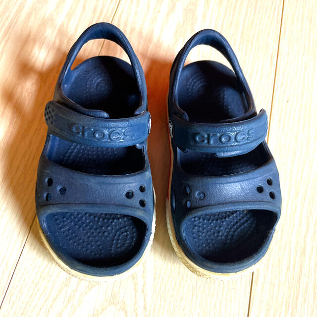 crocs(クロックス)のcrocs クロックス　キッズ　サンダル キッズ/ベビー/マタニティのベビー靴/シューズ(~14cm)(サンダル)の商品写真