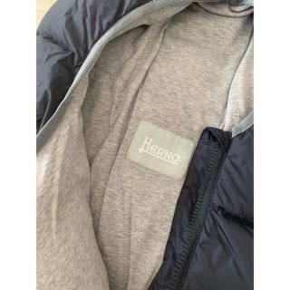 新品未使用 ヘルノ HERNO ベビーカー フットマフ ジャンプスーツ