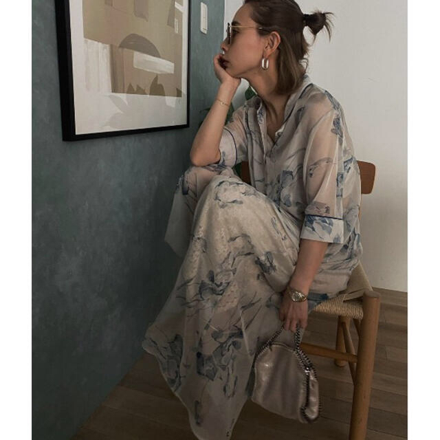 Ameri VINTAGE(アメリヴィンテージ)のAMERI VINTAGE ISLA PIPING SHEER DRESS M レディースのワンピース(ロングワンピース/マキシワンピース)の商品写真