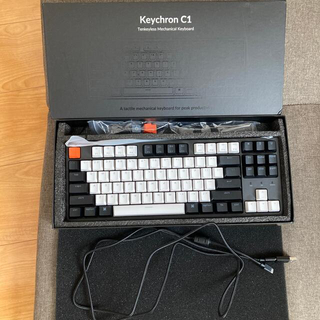Keychron C1 - RGB Backlight/Brown Switch(PC周辺機器)