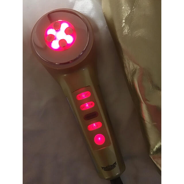 Dr.Ci Labo(ドクターシーラボ)の ⭐️美品　ドクターシーラボ　エステアップ4  スマホ/家電/カメラの美容/健康(フェイスケア/美顔器)の商品写真