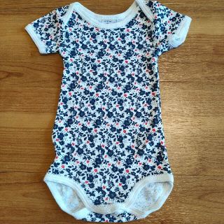 プチバトー(PETIT BATEAU)のプチバトー ❣ ロンパース 60 70 花柄 女の子 白 ネイビー 半袖 夏(ロンパース)