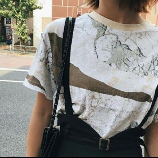 アメリヴィンテージ(Ameri VINTAGE)のアートTシャツ(Tシャツ(半袖/袖なし))