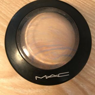 マック(MAC)のハイライト(フェイスカラー)