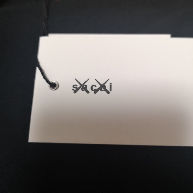 sacai(サカイ)のsacai×KAWS /Flock Print T-shirt レディースのトップス(Tシャツ(半袖/袖なし))の商品写真