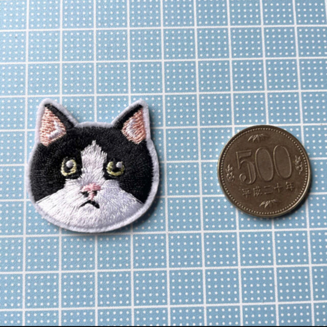[105]😸猫　ねこ　ワッペン　2枚セット😸 ハンドメイドの素材/材料(各種パーツ)の商品写真