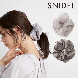 SNIDEL - SNIDEL スナイデル バリエビッグシュシュの通販 by miu