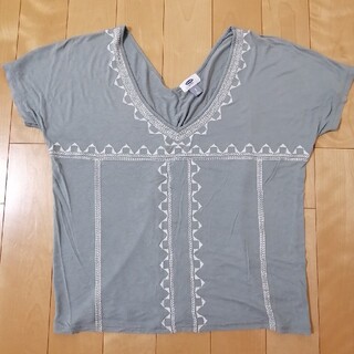オールドネイビー(Old Navy)のエスニック　刺繍　Tシャツ(Tシャツ(半袖/袖なし))