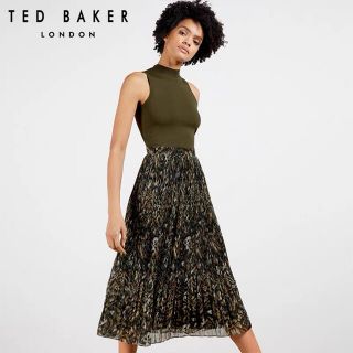 TED BAKER - ❤️Ted baker 2021 新作新品 緑花柄ワンピース TED BAKER - ❤️Ted baker 2021 新作新品 緑花柄ワンピース