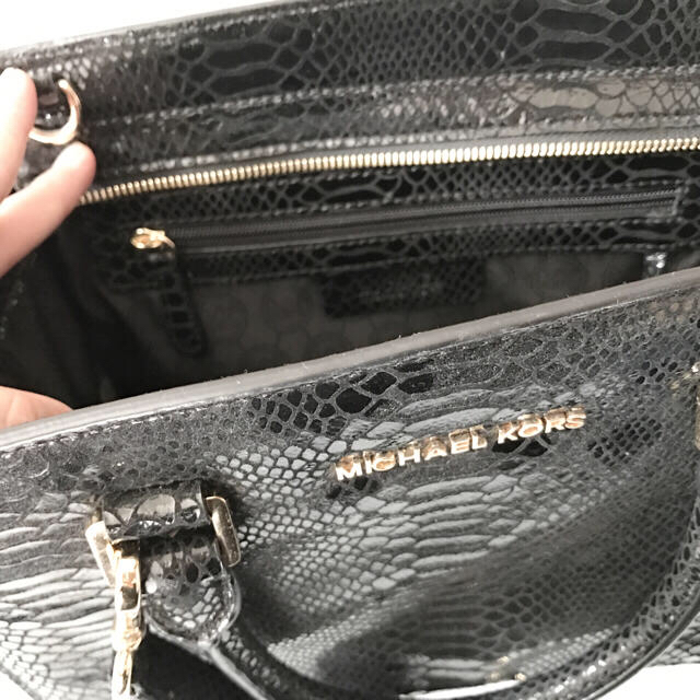 Michael Kors(マイケルコース)のRayさま専用❤︎美品❤︎マイケルコースセルマサッチェルM レディースのバッグ(ショルダーバッグ)の商品写真