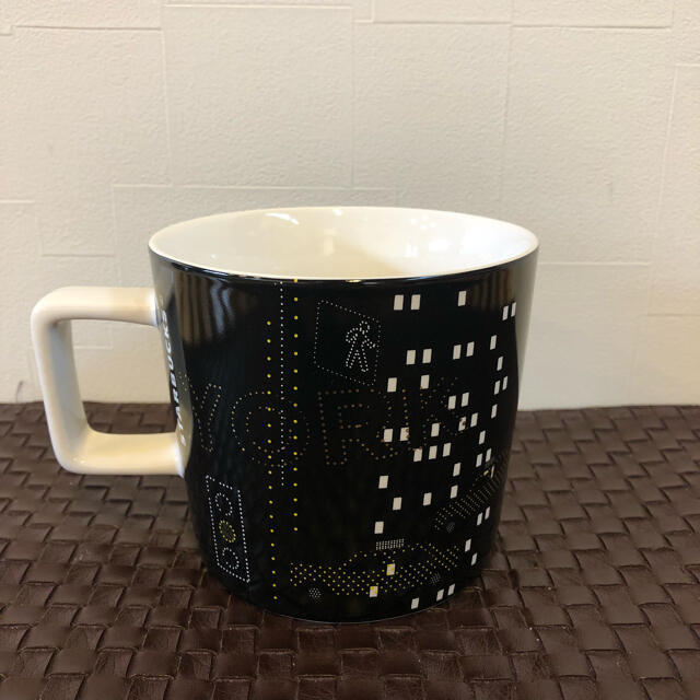 Starbucks Coffee(スターバックスコーヒー)のスターバックス マグカップ NYタイムズスクエア限定 インテリア/住まい/日用品のキッチン/食器(グラス/カップ)の商品写真