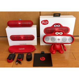 ビーツバイドクタードレ(Beats by Dr Dre)のbeats pill 2.0 Bluetoothスピーカー（レッド）スタンド付き(スピーカー)