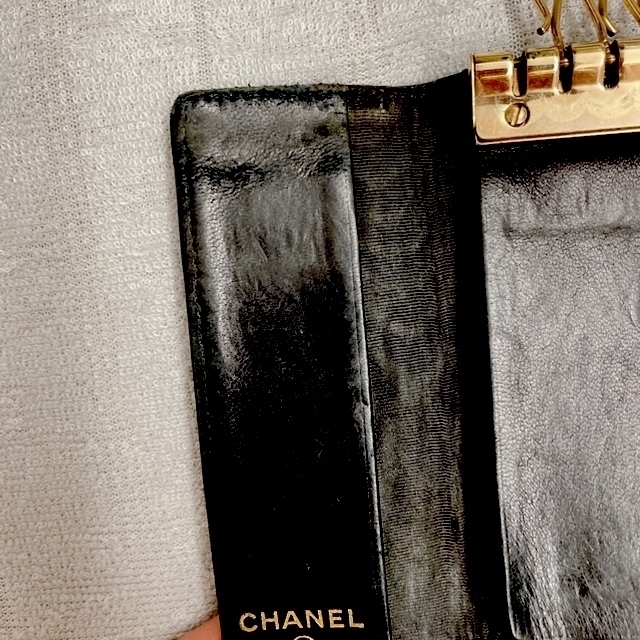 CHANEL(シャネル)のシャネル　CHANEL キャビアスキンキーケース レディースのファッション小物(キーケース)の商品写真