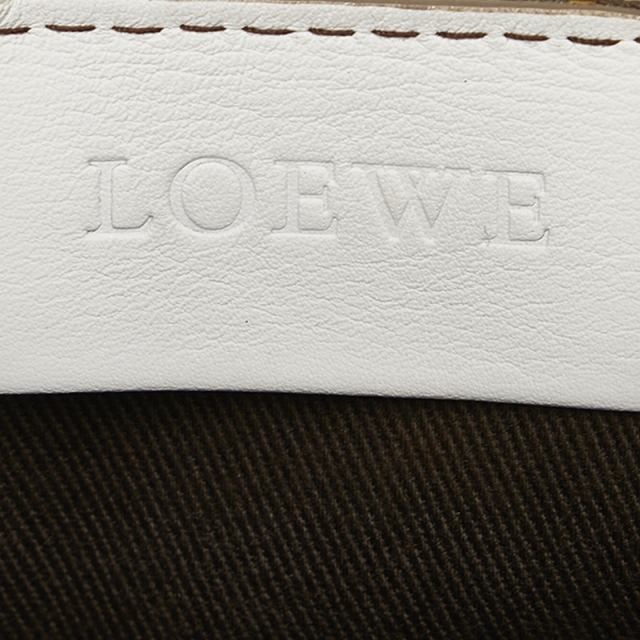 LOEWE(ロエベ)のロエベ アクセサリーポーチ レディース 美品 レディースのファッション小物(ポーチ)の商品写真