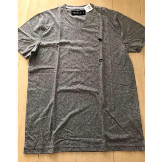 Abercrombie&Fitch(アバクロンビーアンドフィッチ)のアバクロ　Tシャツ　新品未使用　タグ付き メンズのトップス(Tシャツ/カットソー(半袖/袖なし))の商品写真