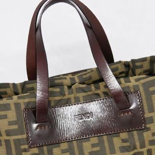 美品 FENDI フェンディ ズッカ柄 トートバッグ ローリングバッグ