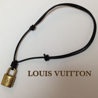 ルイヴィトン(LOUIS VUITTON)のお安く♡ルイヴィトン♡犬の首輪＊珍しい形(ネックレス)