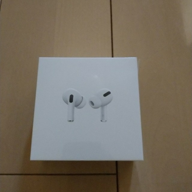 AirPods Pro エアポッツプロ MWP22J/A