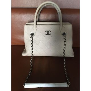 シャネル(CHANEL)のるなの様専用❗️シャネルchanel キャビアスキントートバッグ　ベージュ(トートバッグ)