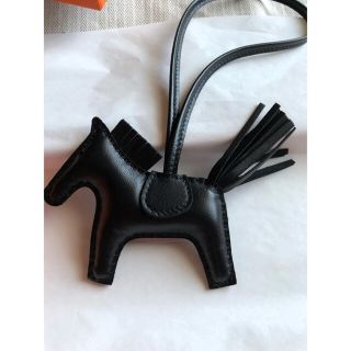 エルメス(Hermes)の((お取り置き))新品　エルメス　ロデオチャーム　PM(チャーム)