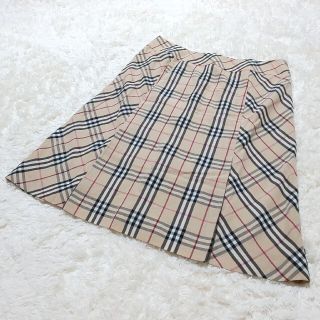 バーバリー(BURBERRY)のらみ様専用【希少サイズ】バーバリーロンドン タックフレアスカート ノバチェック(ひざ丈スカート)