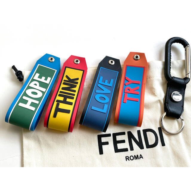 FENDI(フェンディ)のFendi フェンディ　タグ キーホルダー　バッグチャーム　セット　中古　正規品 メンズのファッション小物(キーホルダー)の商品写真