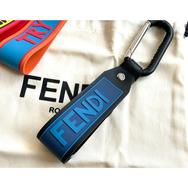 FENDI(フェンディ)のFendi フェンディ　タグ キーホルダー　バッグチャーム　セット　中古　正規品 メンズのファッション小物(キーホルダー)の商品写真