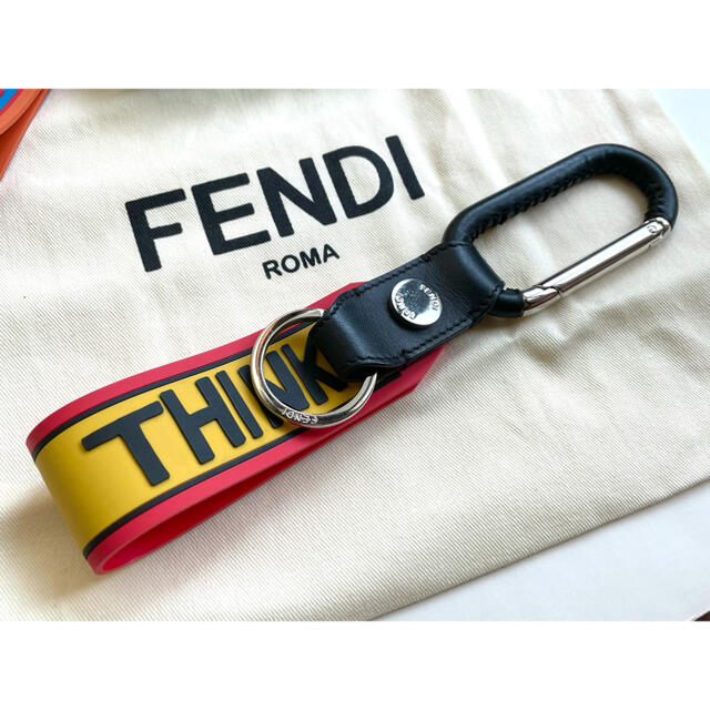 FENDI(フェンディ)のFendi フェンディ　タグ キーホルダー　バッグチャーム　セット　中古　正規品 メンズのファッション小物(キーホルダー)の商品写真