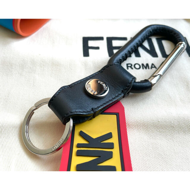 FENDI(フェンディ)のFendi フェンディ　タグ キーホルダー　バッグチャーム　セット　中古　正規品 メンズのファッション小物(キーホルダー)の商品写真