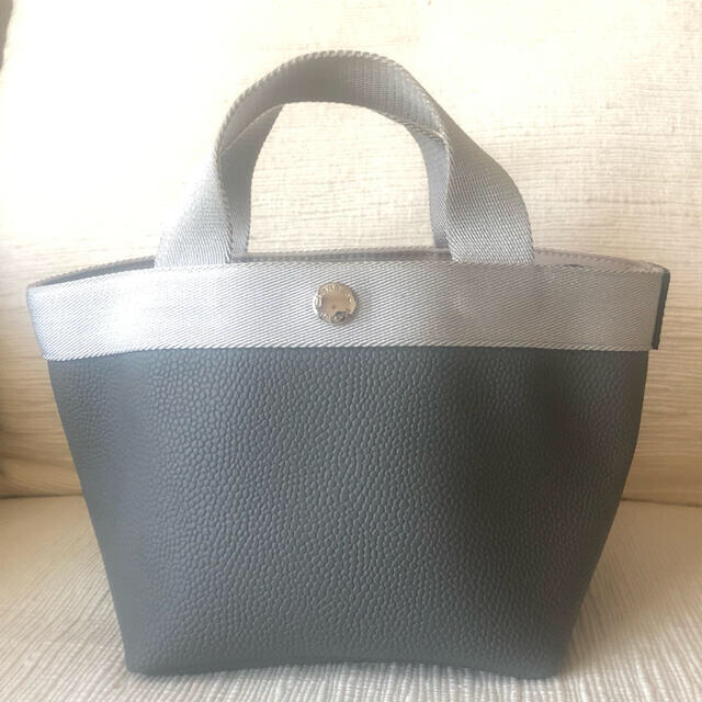 新品 匿名配送トリーバーチ エラミニ キャンバス トートバッグ