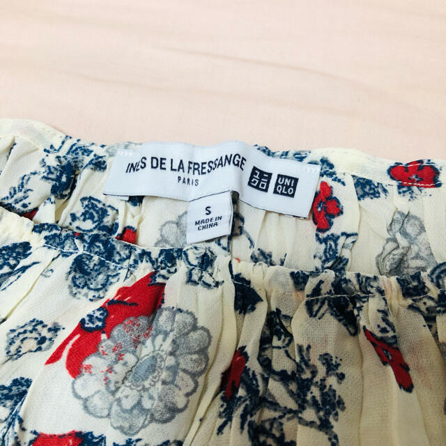 UNIQLO(ユニクロ)のユニクロ　イネス　シフォンツイストプリーツブラウス(半袖)Sサイズ レディースのトップス(シャツ/ブラウス(半袖/袖なし))の商品写真