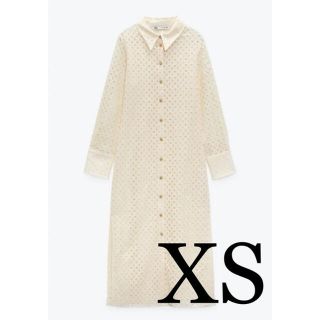 ザラ(ZARA)のZARA カットワーク エンブロイダリー フィット ワンピース エクリュ XS(ロングワンピース/マキシワンピース)