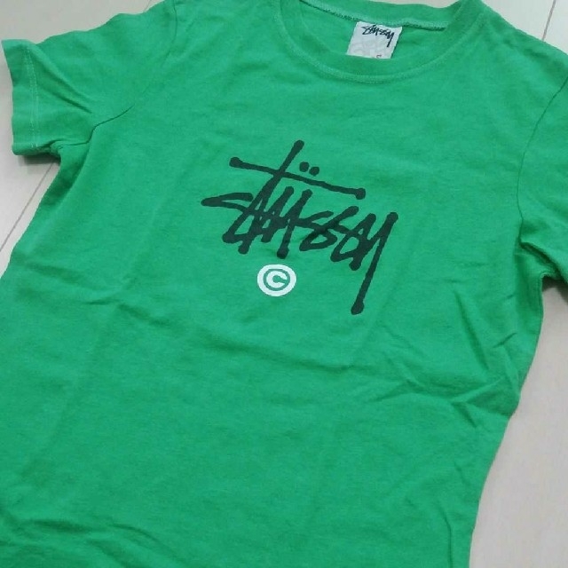 STUSSY(ステューシー)のSTUSSY Tシャツ キッズ/ベビー/マタニティのキッズ服女の子用(90cm~)(Tシャツ/カットソー)の商品写真