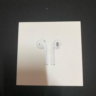 アップル(Apple)の【正規品】Apple AirPods アップル エアポッツ(ストラップ/イヤホンジャック)