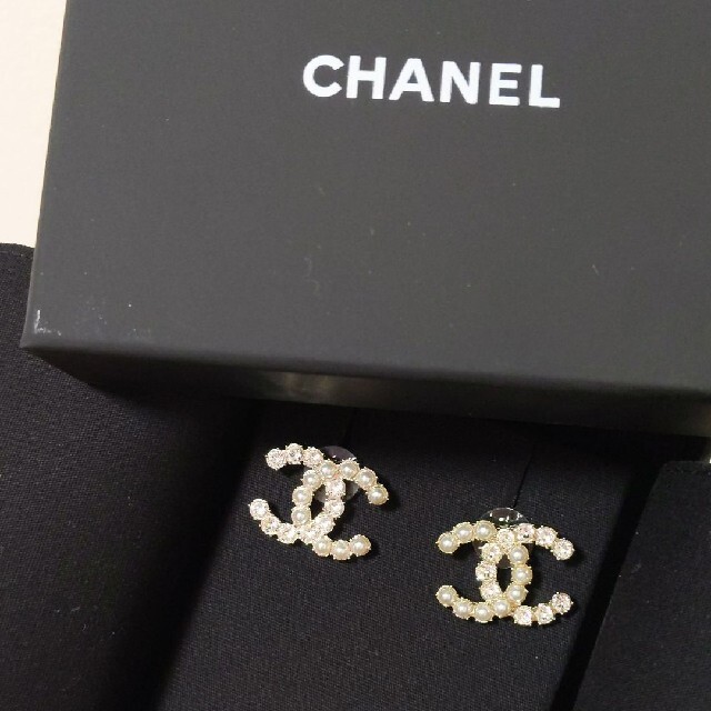 CHANEL 両耳ピアスピアス(両耳用)