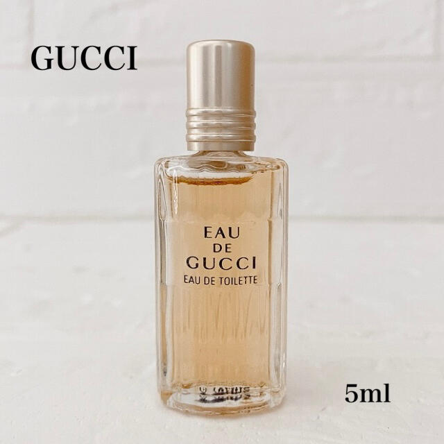 Gucci(グッチ)の満量　レア　GUCCI  オードグッチ　オードトワレ　5ml コスメ/美容の香水(香水(女性用))の商品写真