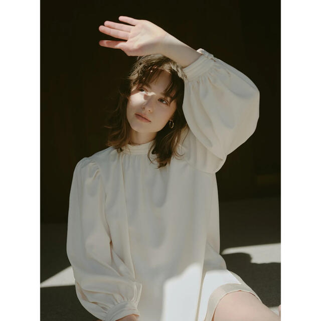 L'Or （ロル） Volume Gather Blouse レディースのトップス(シャツ/ブラウス(長袖/七分))の商品写真