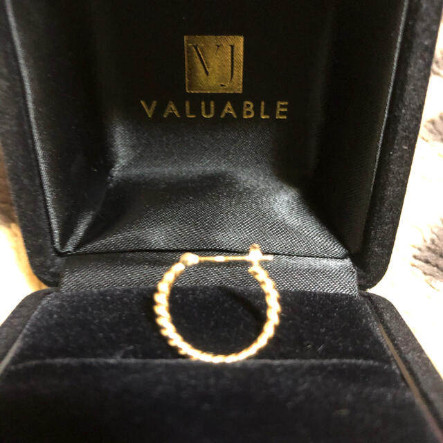 valuable ピアス