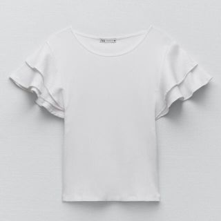 ザラ(ZARA)のzara フリル付き　リブ編み　Tシャツ カットソー トップス(Tシャツ(半袖/袖なし))