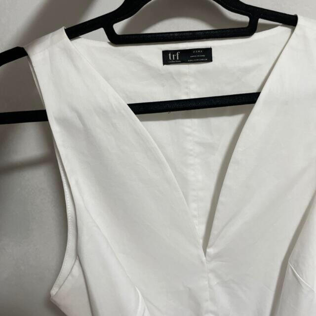 ZARA(ザラ)のzara ペプラム トップス レディースのトップス(シャツ/ブラウス(半袖/袖なし))の商品写真