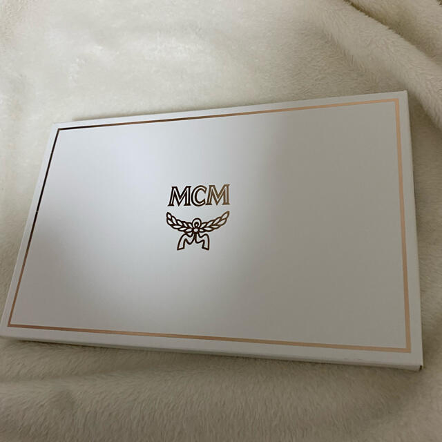 MCM(エムシーエム)の♥️MCM クラッチポーチ♥️ レディースのファッション小物(ポーチ)の商品写真