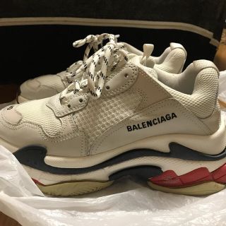 バレンシアガ(Balenciaga)のBALENCIAGA Triple S WHITE(スニーカー)